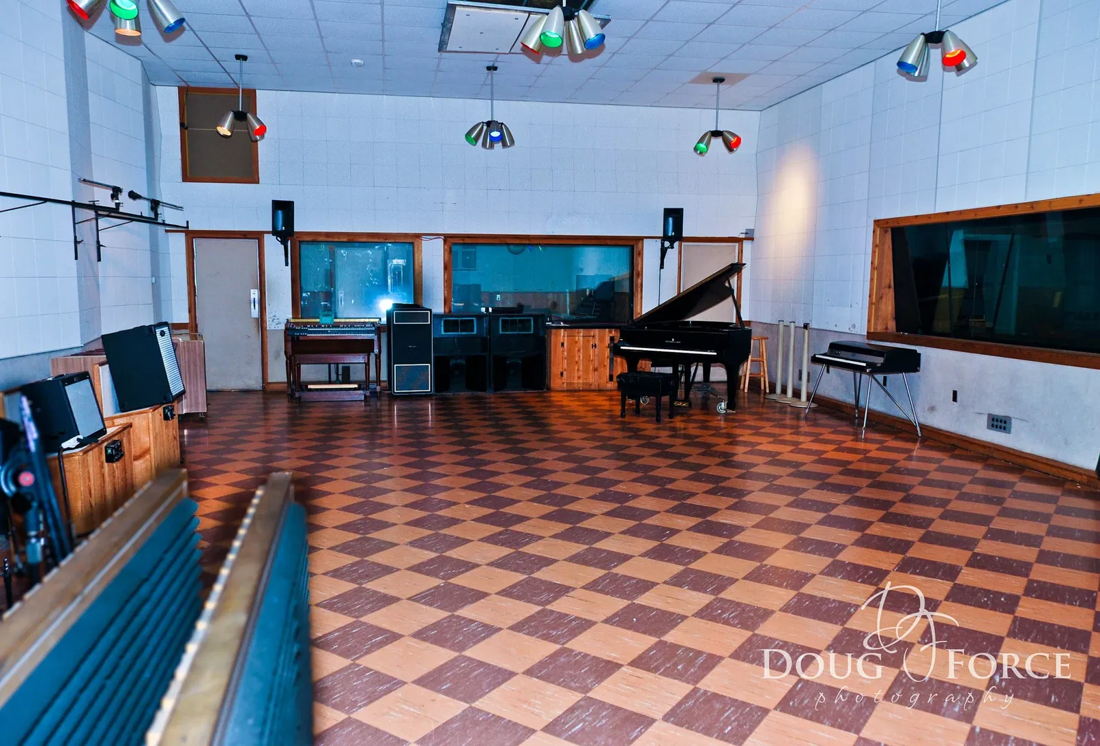 Rca Studio B