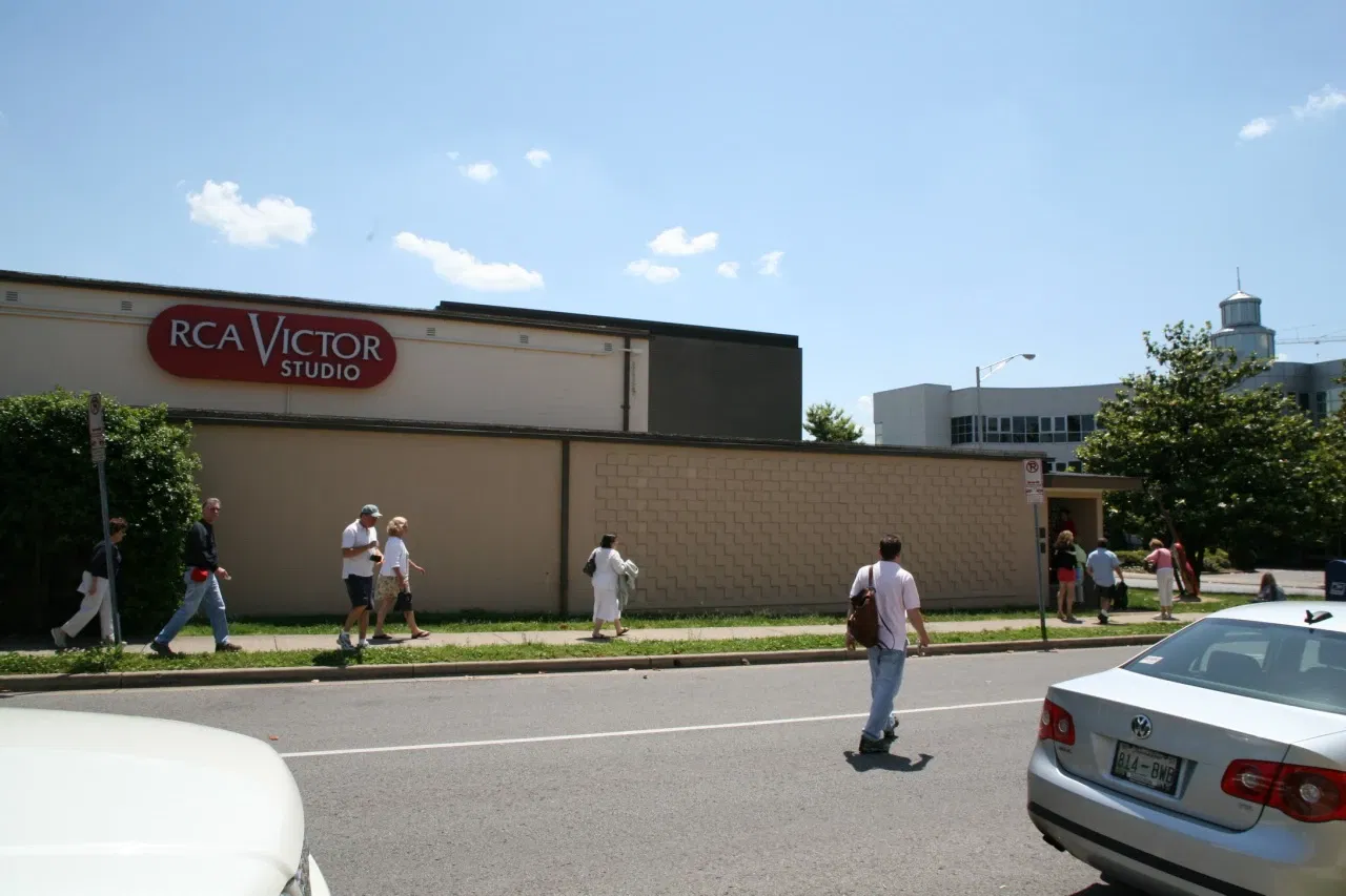 Rca Studio B