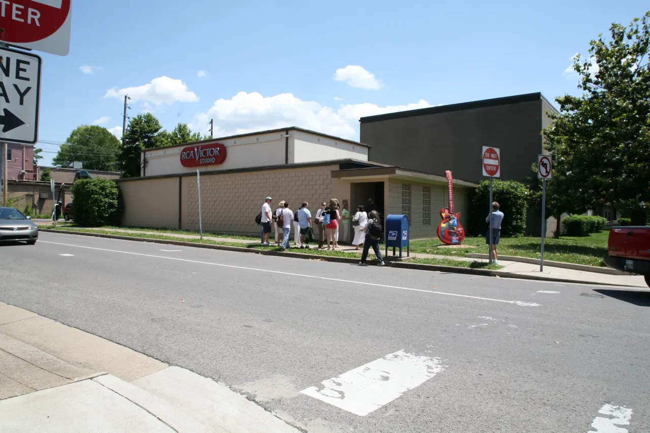 Rca Studio B