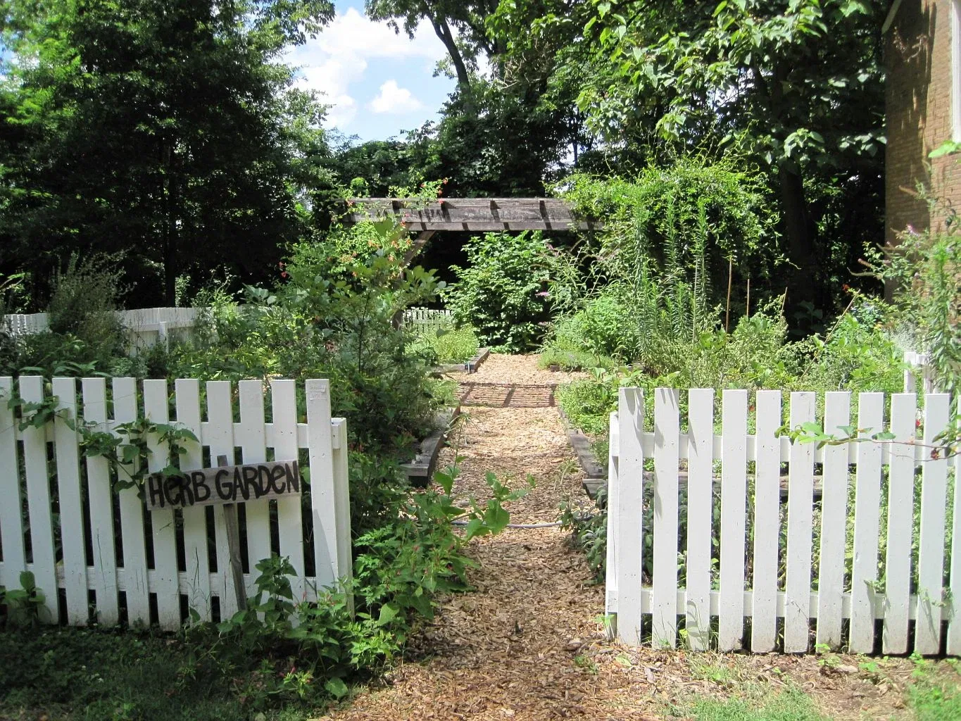 Travellers Rest Plantation & Museum