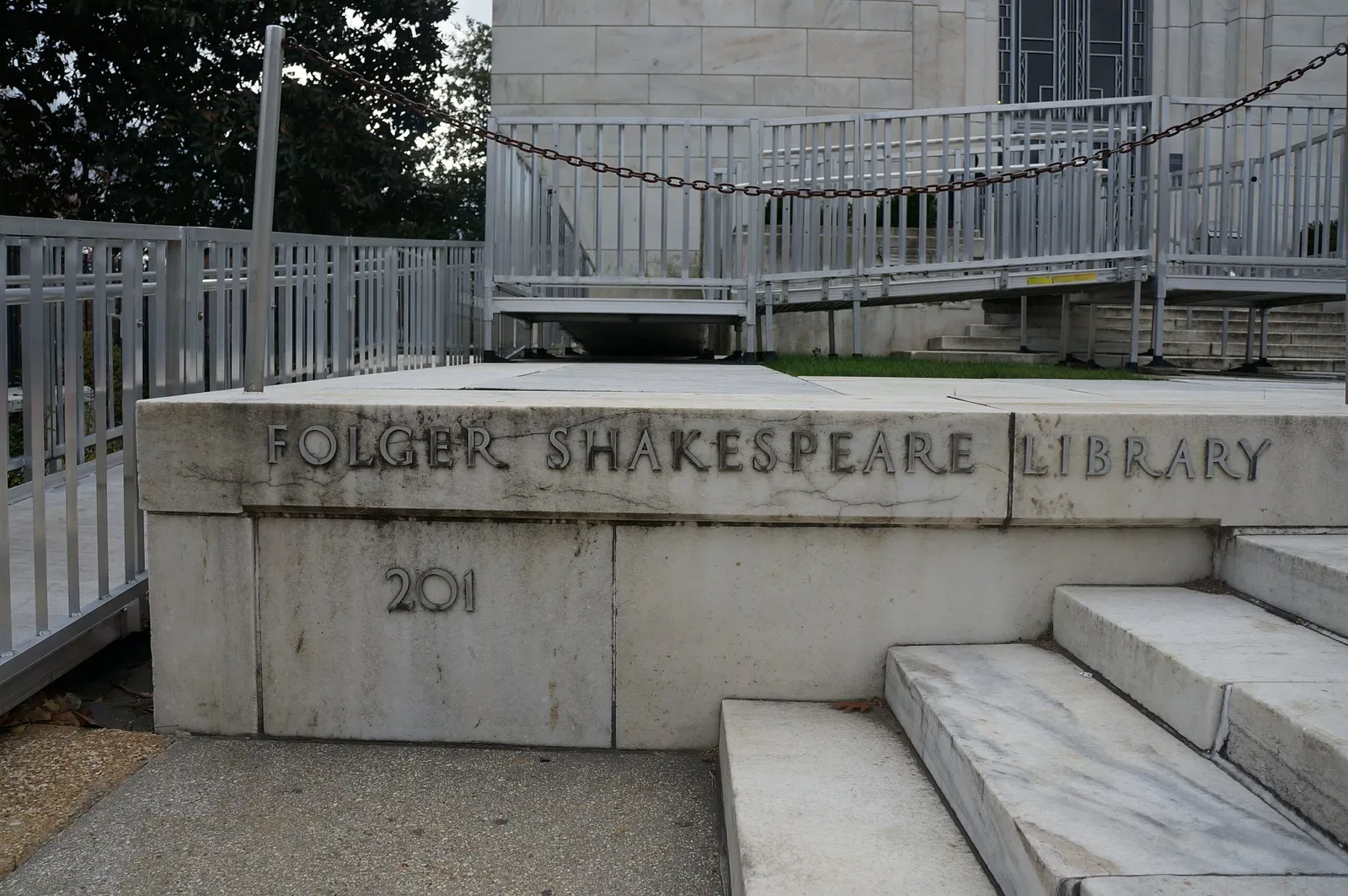 Folger Shakespeare Library & Theatre