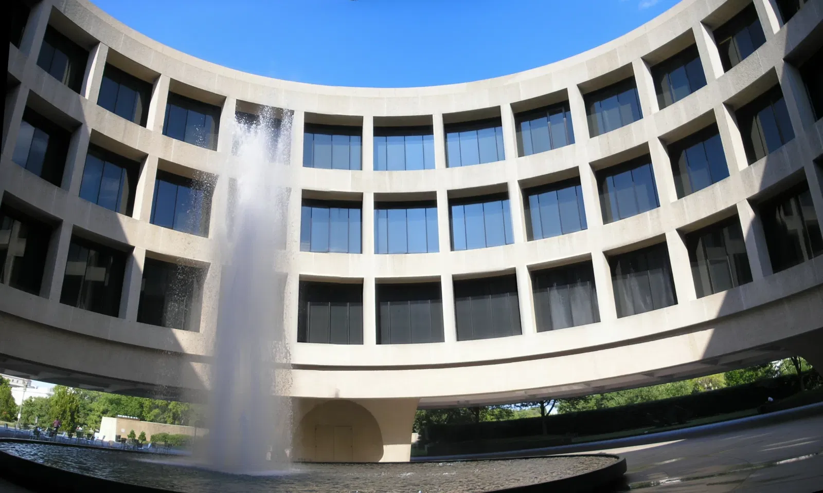 Hirshhorn Museum and Sculpture Garden