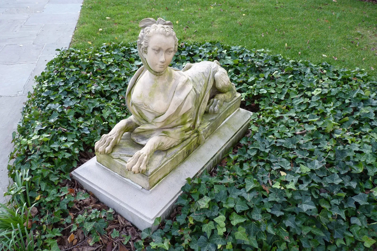 Hillwood Estate, Museum & Gardens