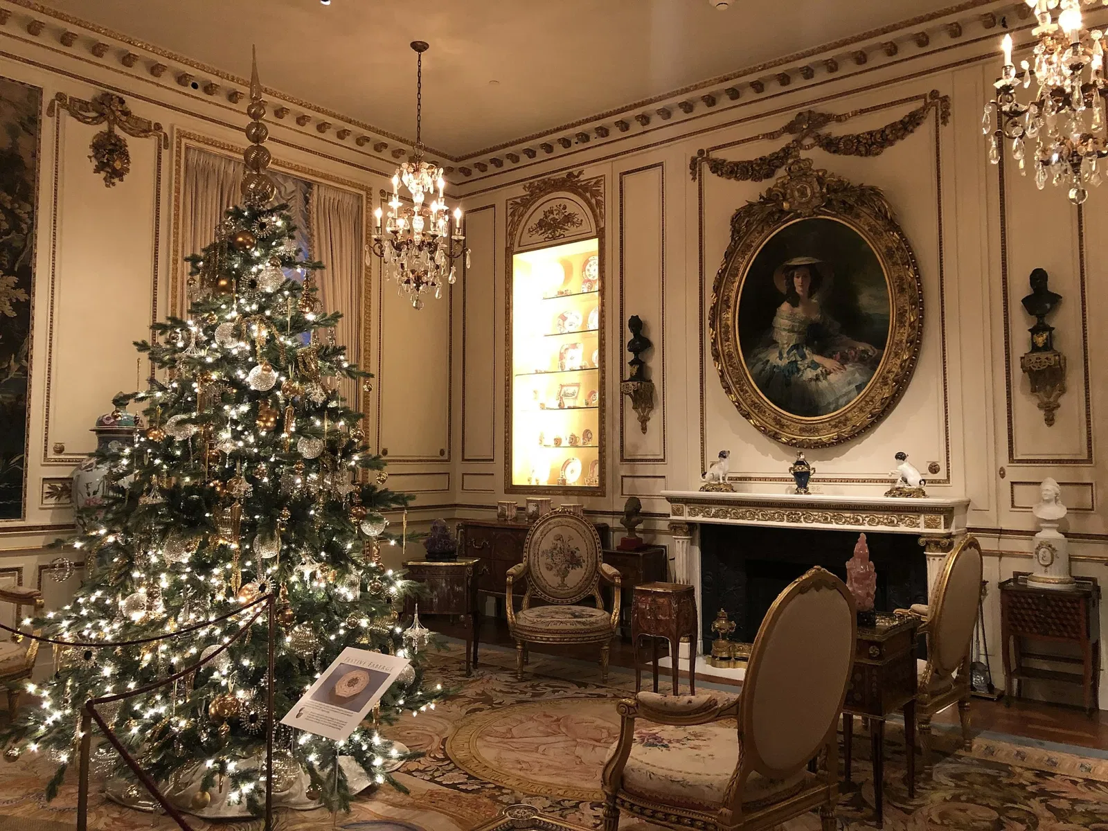 Hillwood Estate, Museum & Gardens