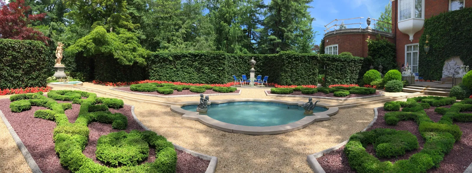 Hillwood Estate, Museum & Gardens