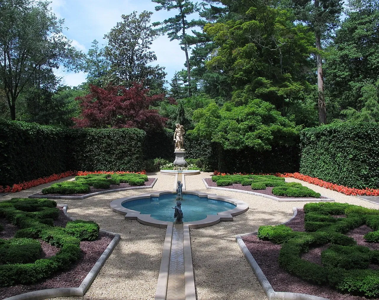 Hillwood Estate, Museum & Gardens