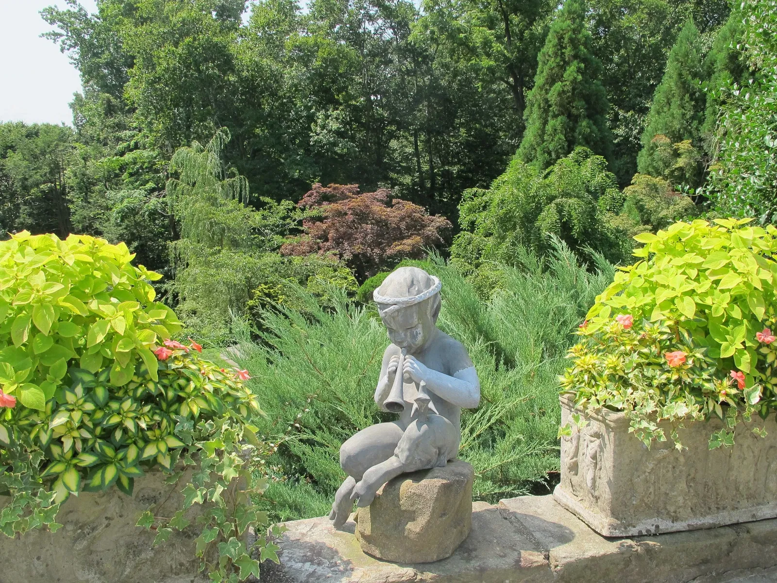 Hillwood Estate, Museum & Gardens