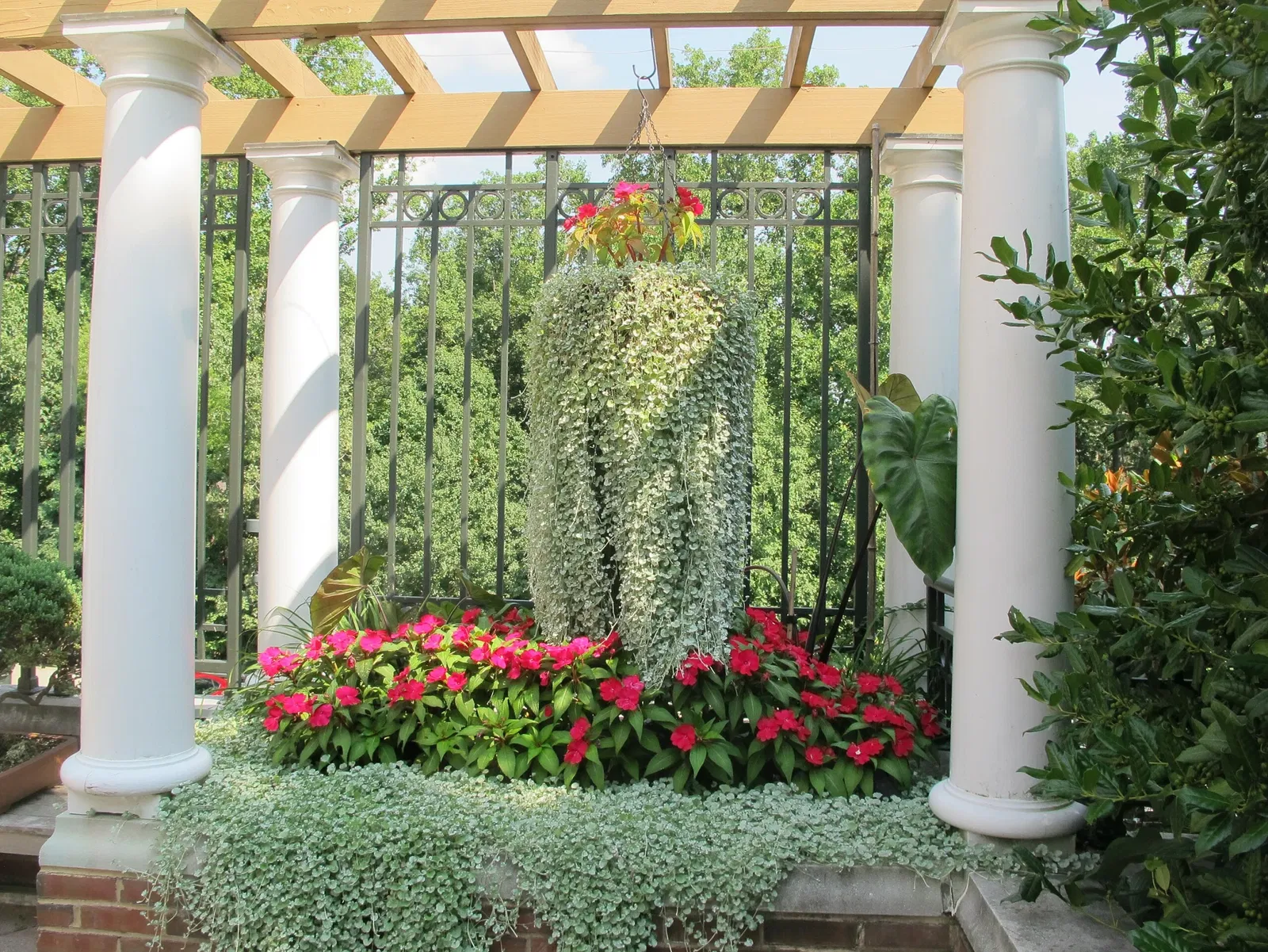 Hillwood Estate, Museum & Gardens