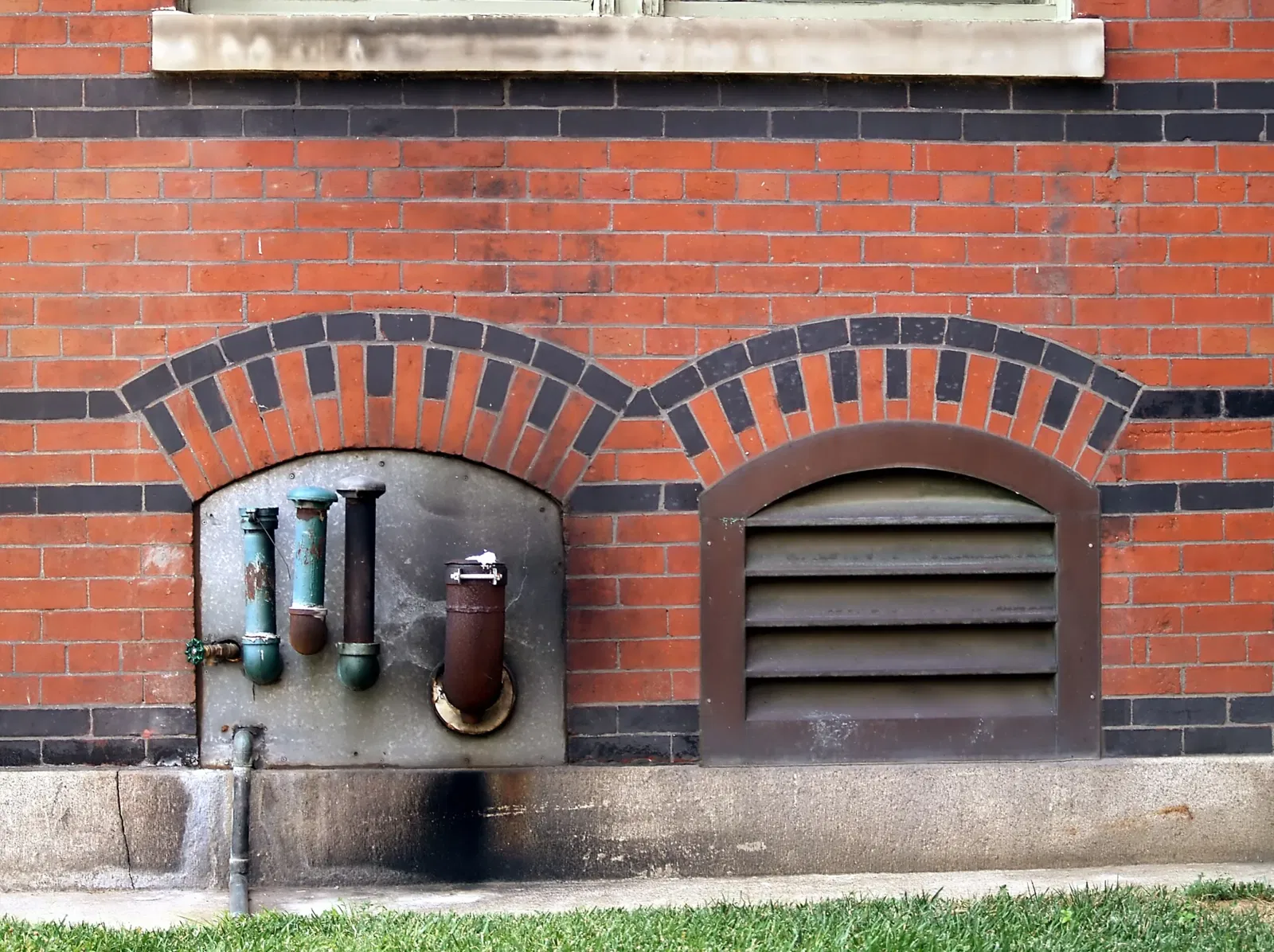 Arts and Industries Building