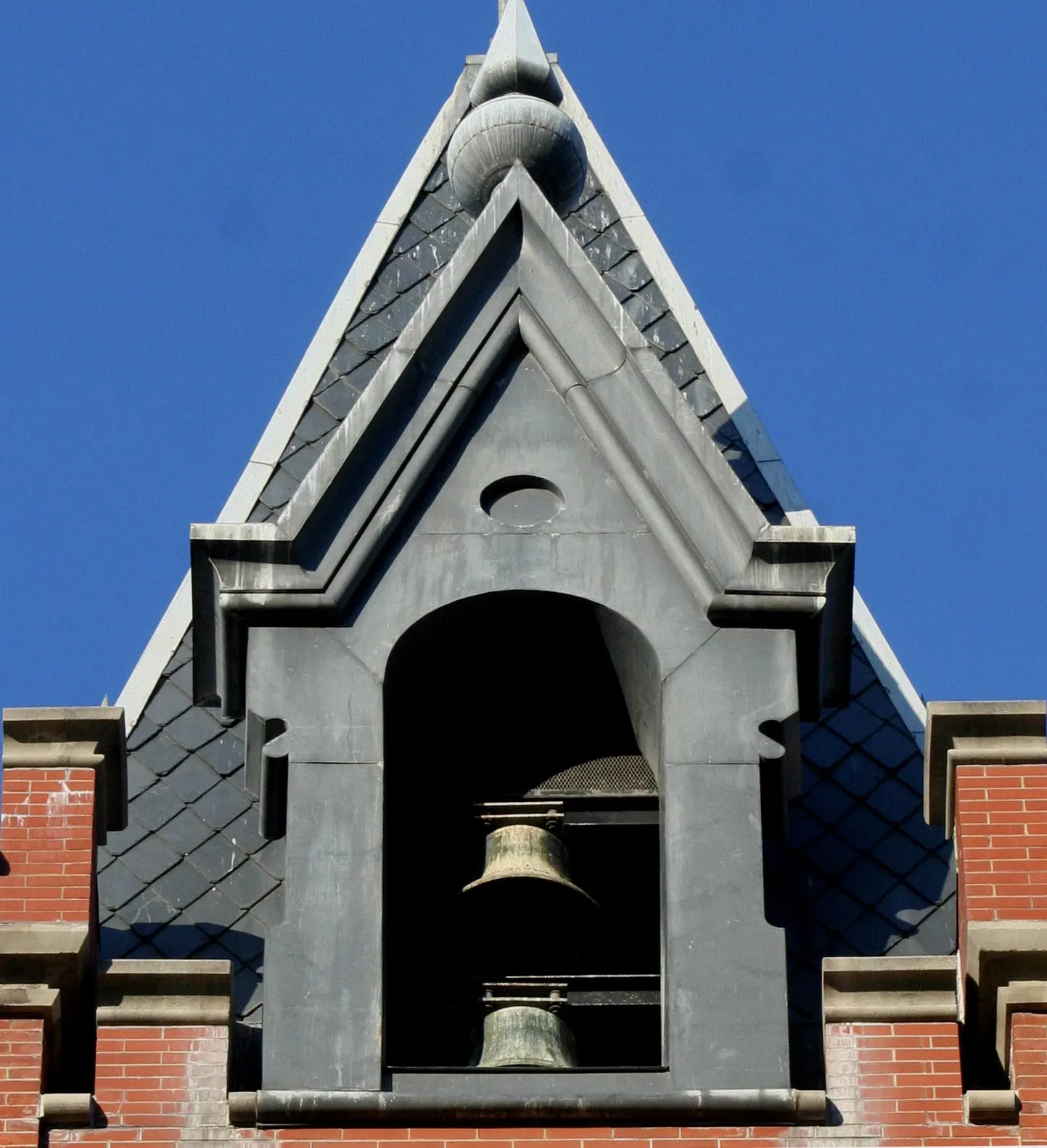 Charles Sumner School