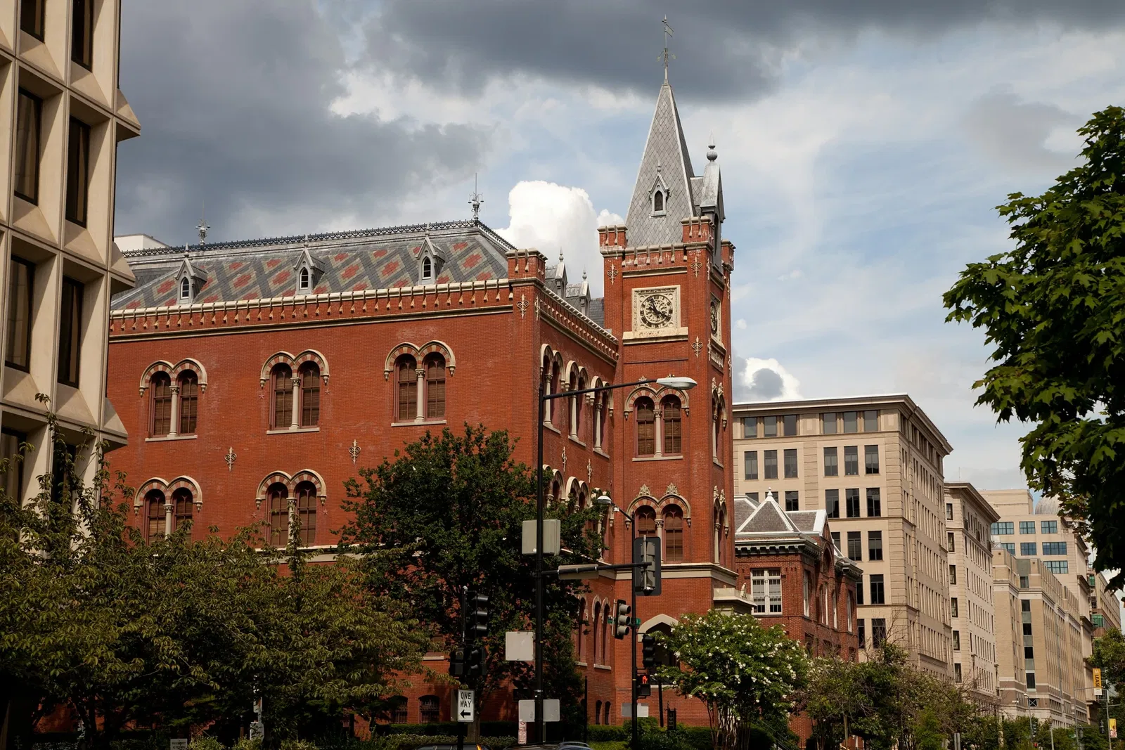 Charles Sumner School
