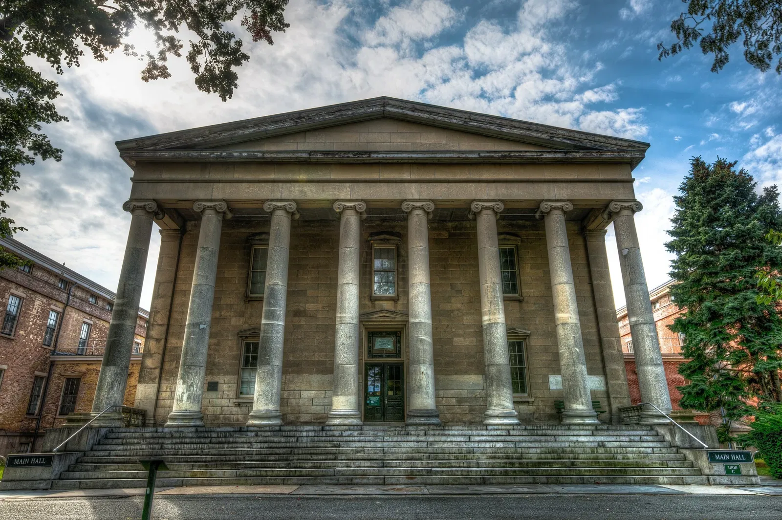 Newhouse Center For Contemporary Art