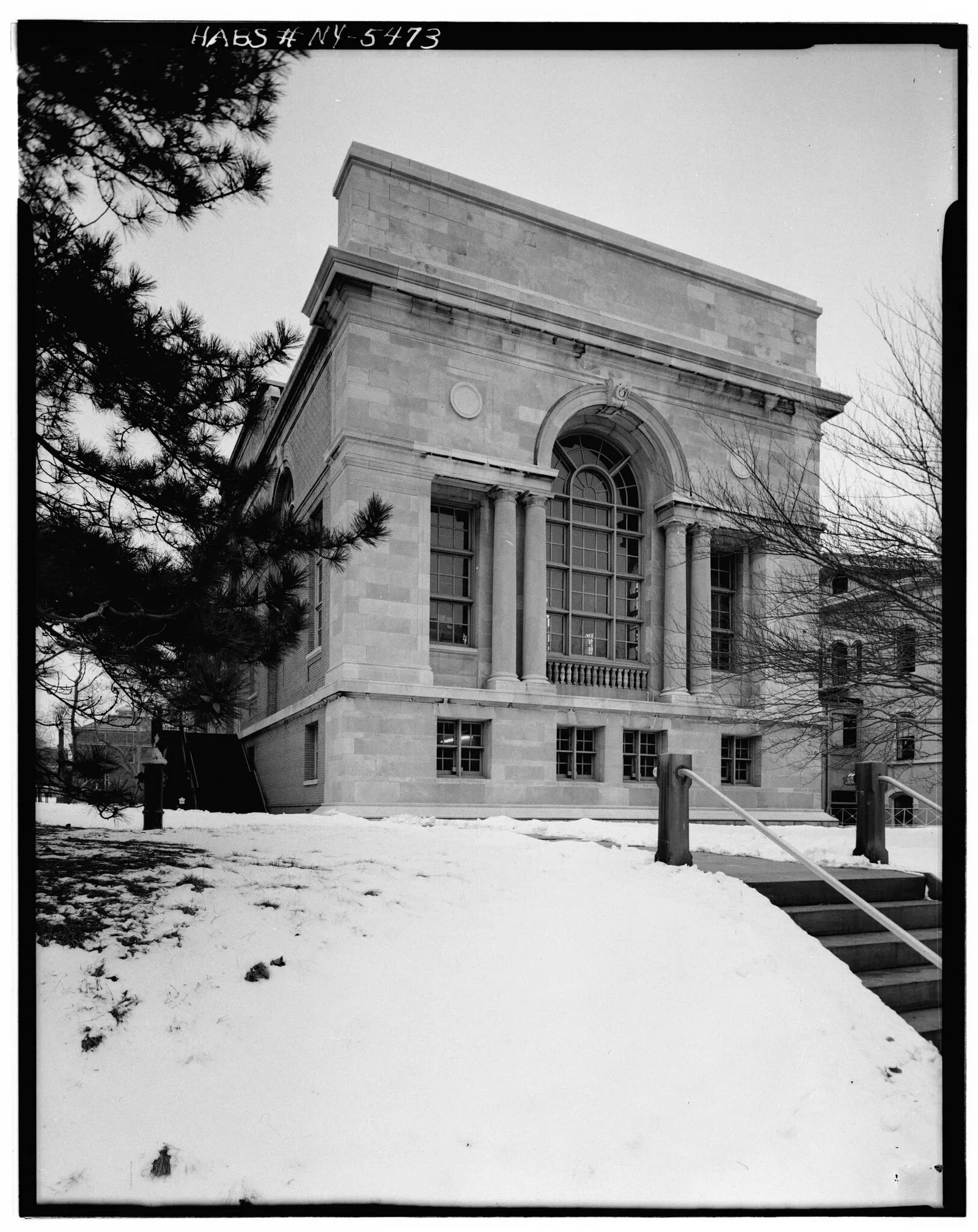 Newhouse Center For Contemporary Art