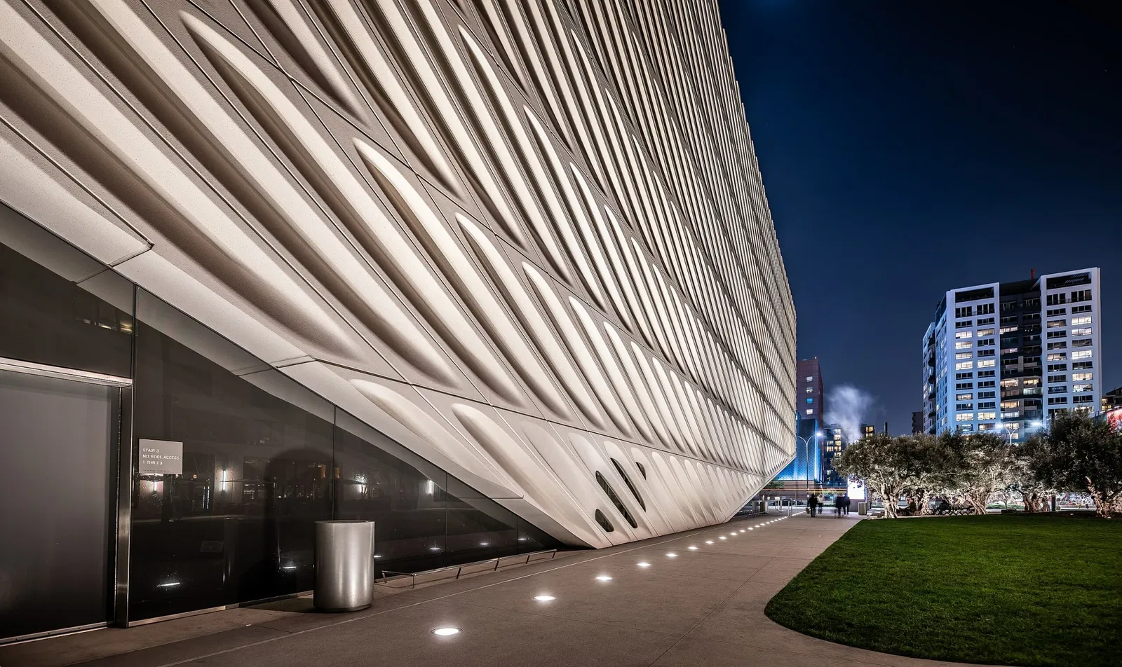 Broad Contemporary Art Museum