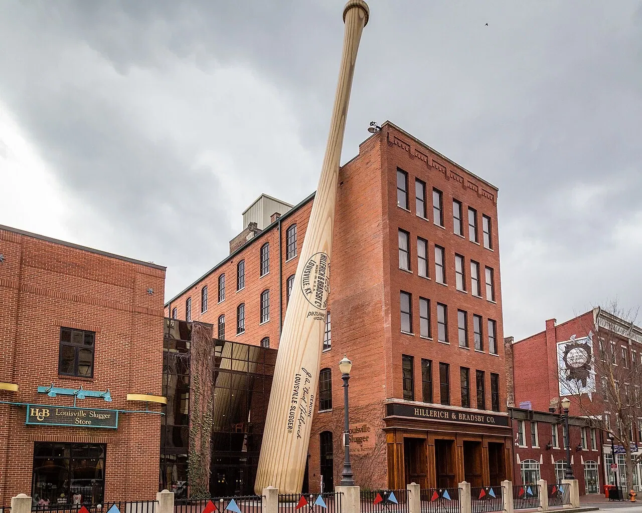 Louisville Slugger Museum