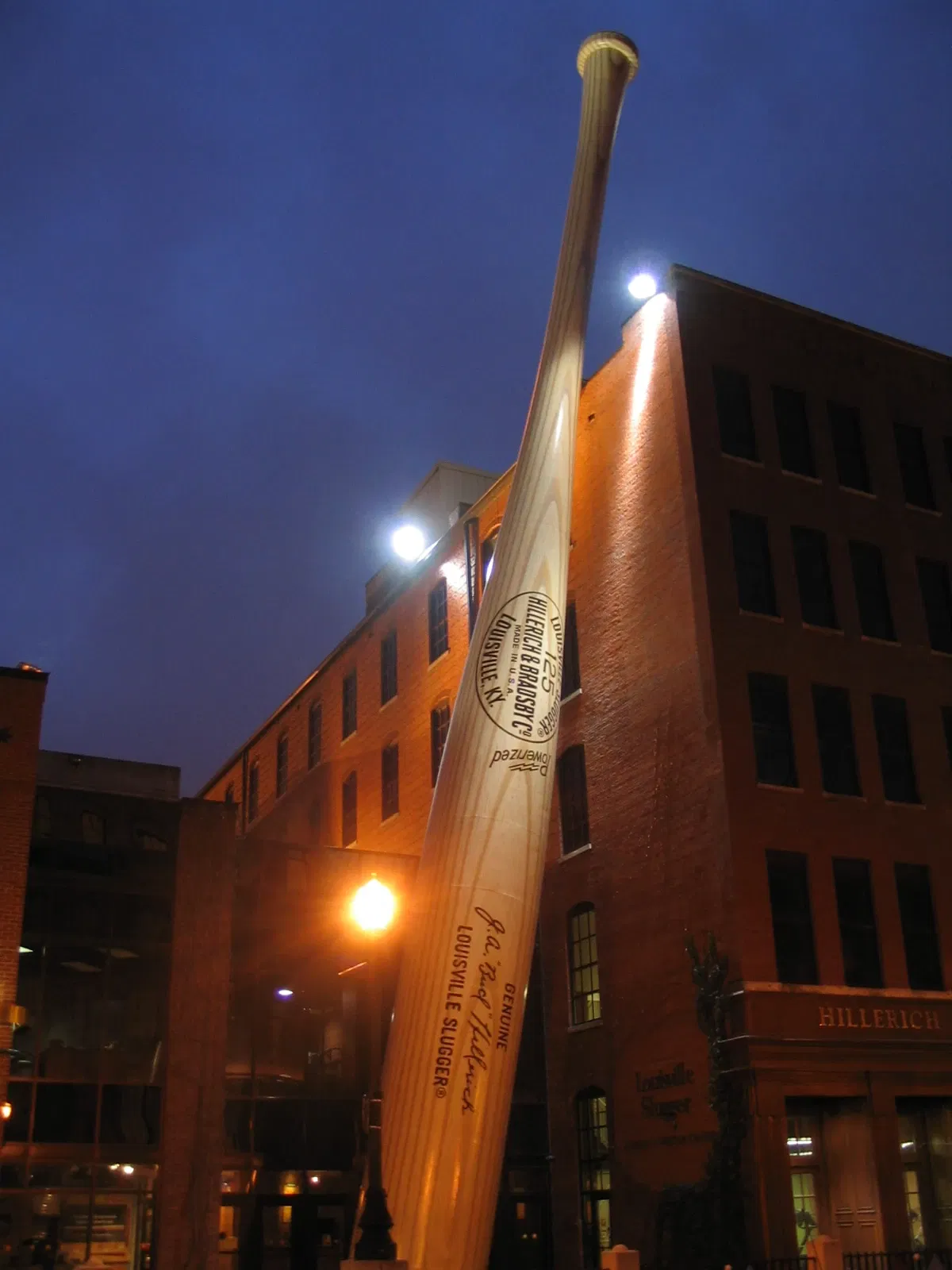 Louisville Slugger Museum