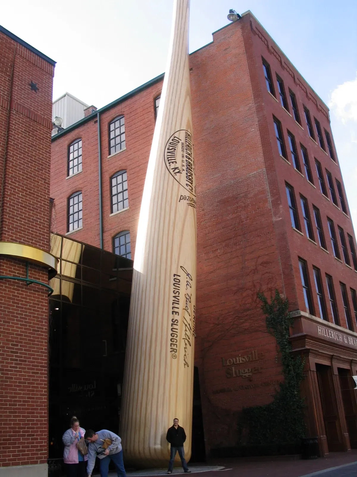 Louisville Slugger Museum