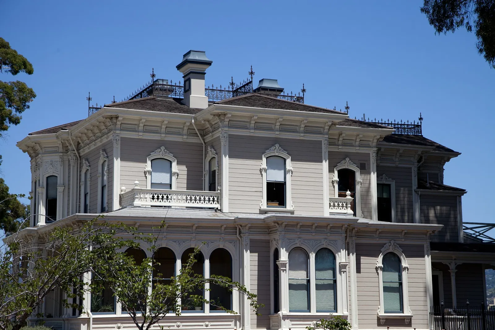 Camron-stanford House