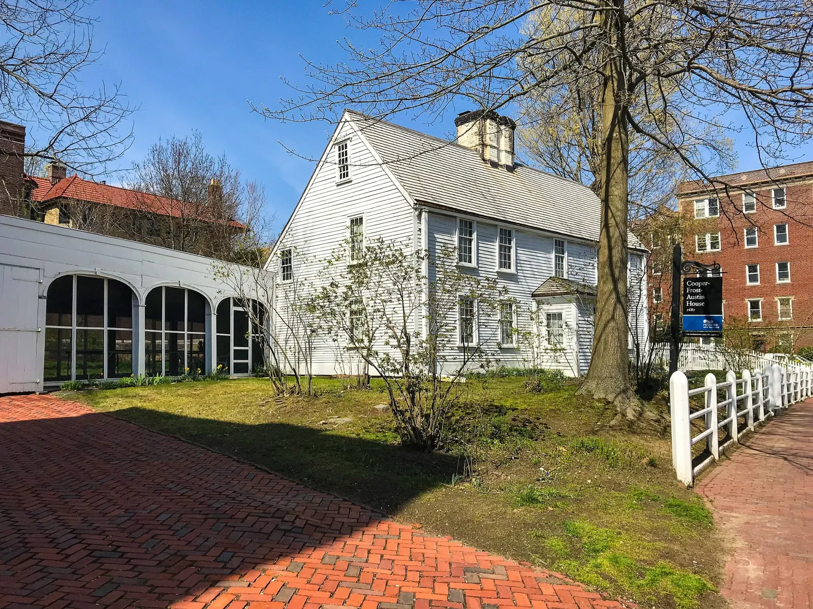 Cooper-frost-austin House