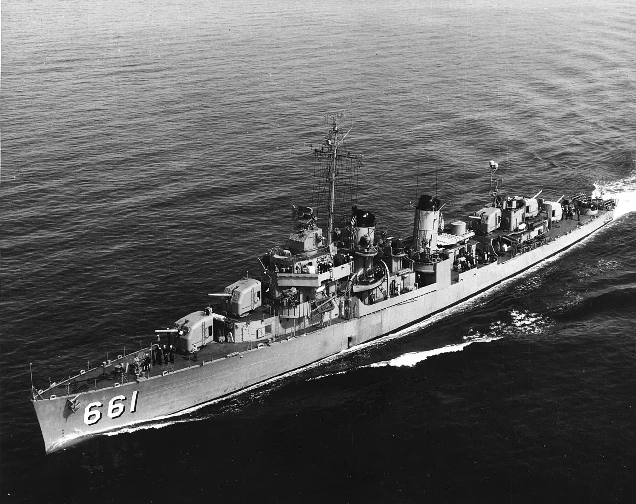 USS  Kidd  (DD-661)