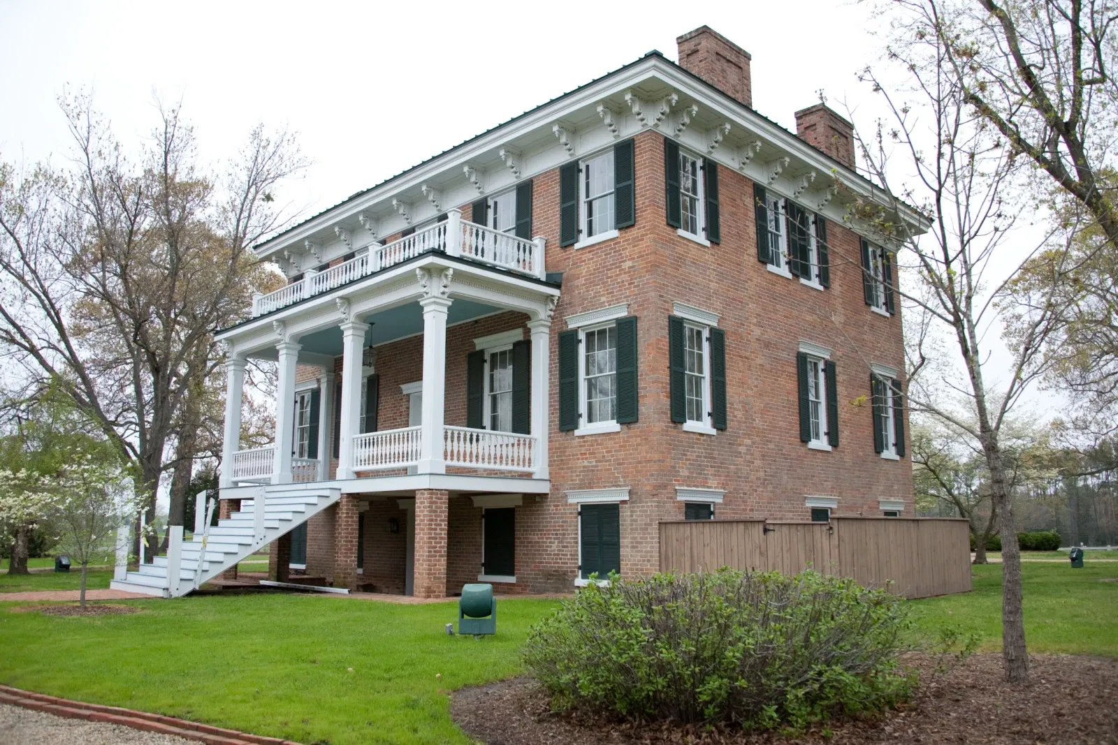 Lee Hall Mansion