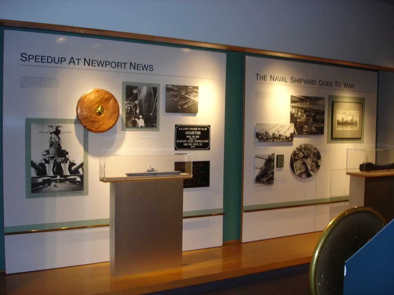 Hampton Roads Naval Museum
