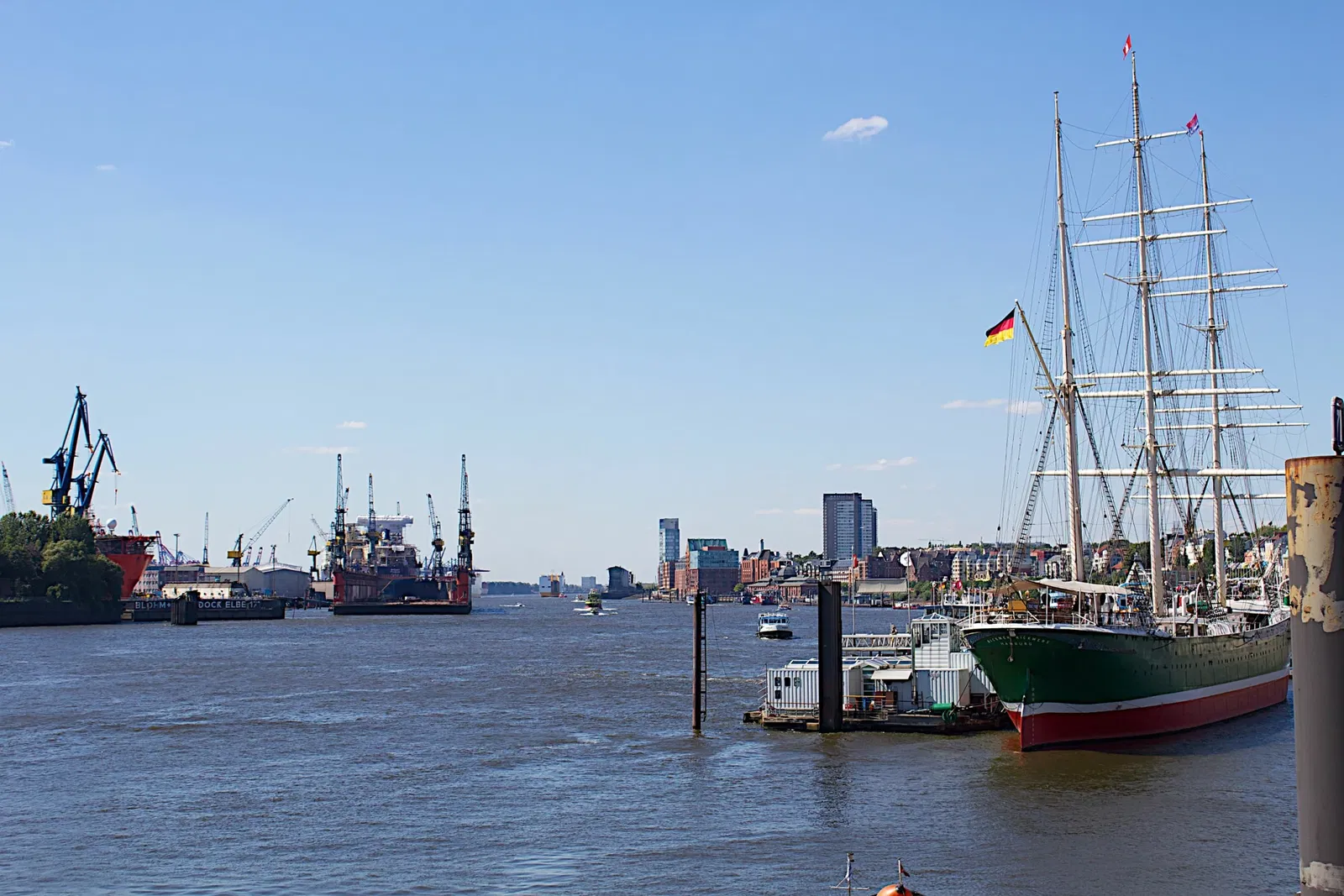 Rickmer Rickmers Shiff