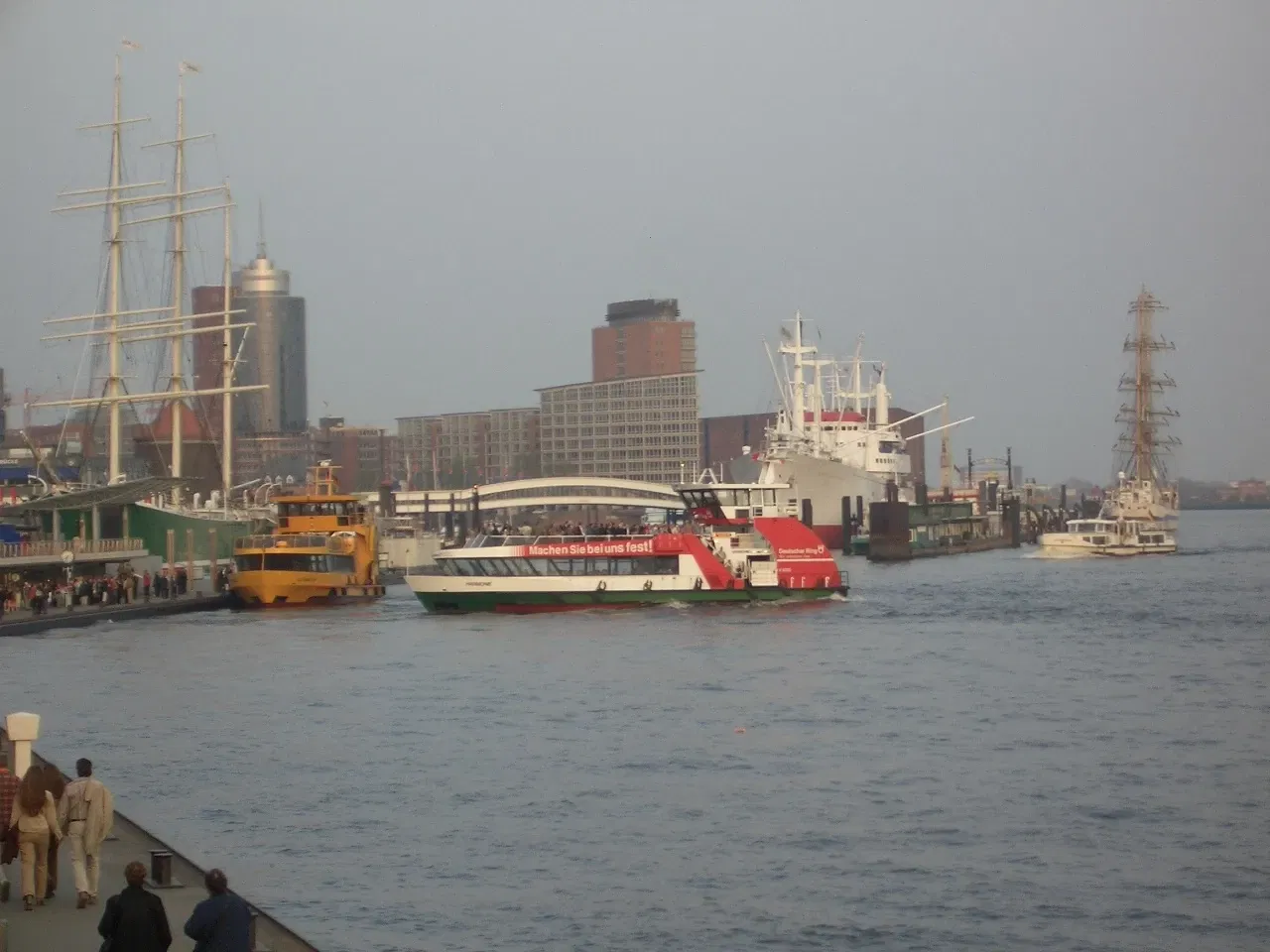 Rickmer Rickmers Shiff