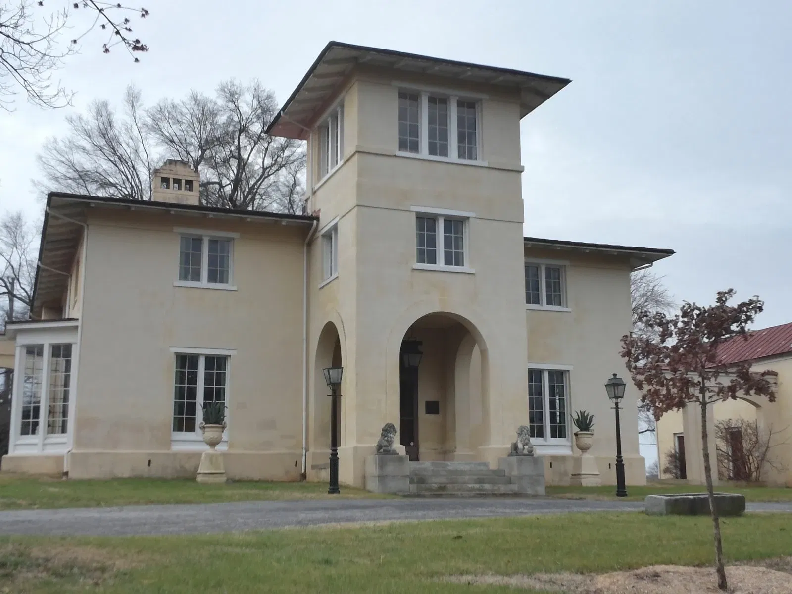 Blandwood Mansion and Gardens