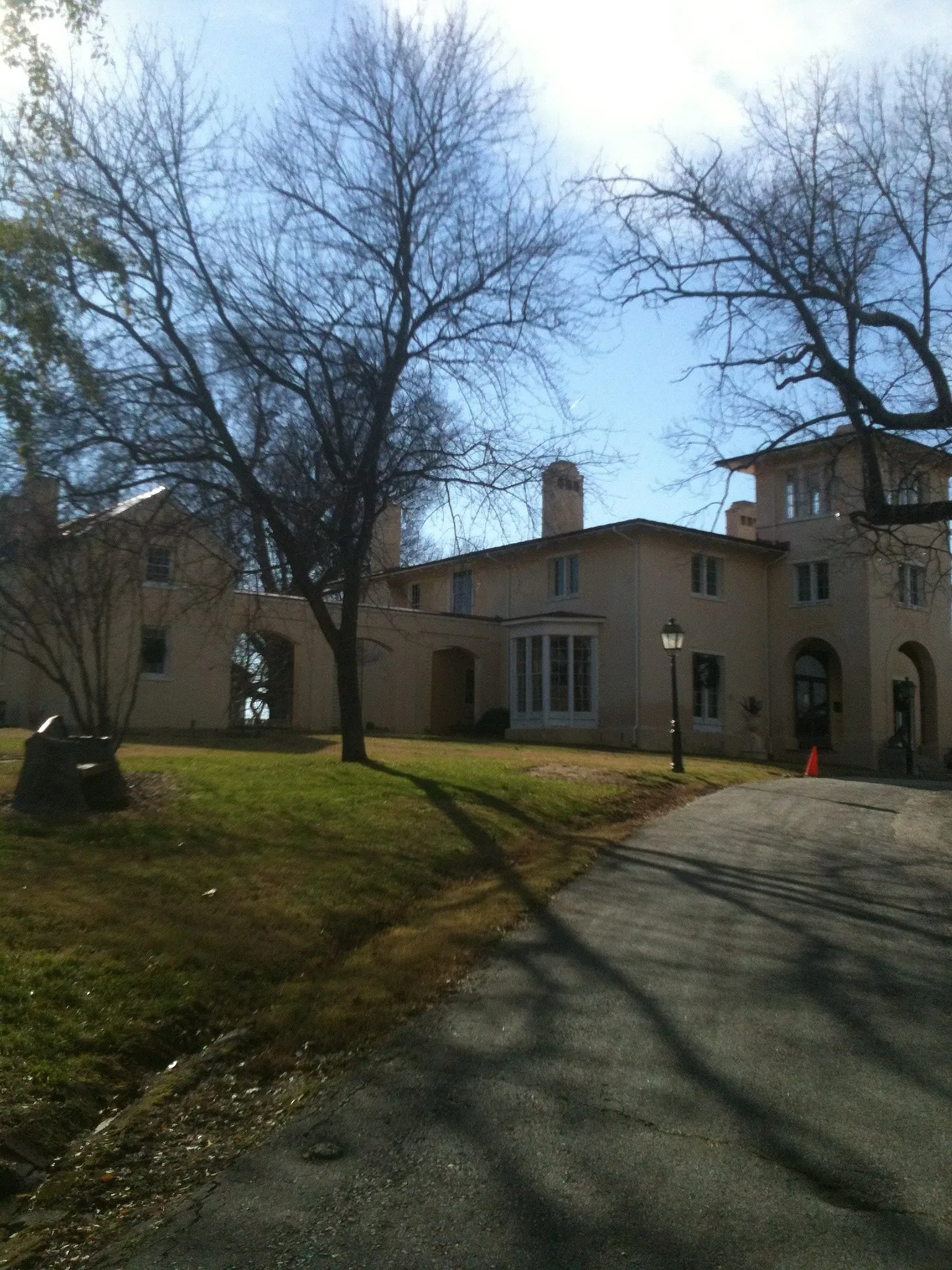 Blandwood Mansion and Gardens
