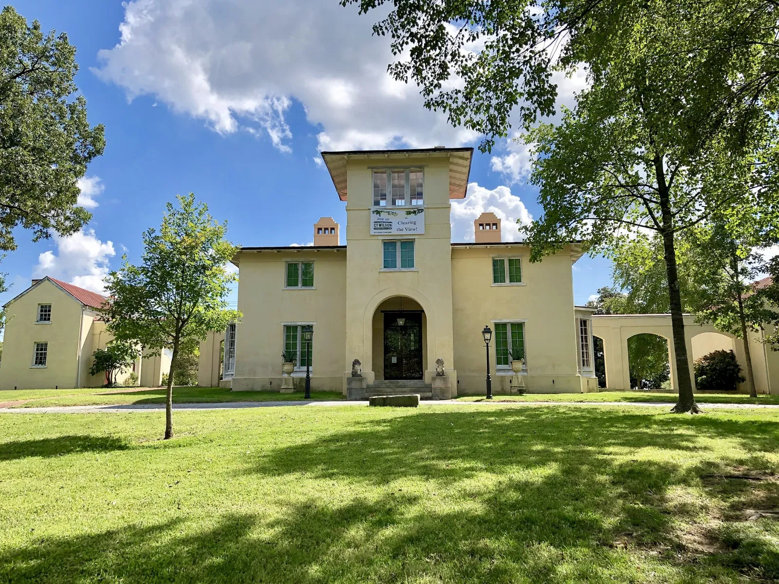 Blandwood Mansion and Gardens