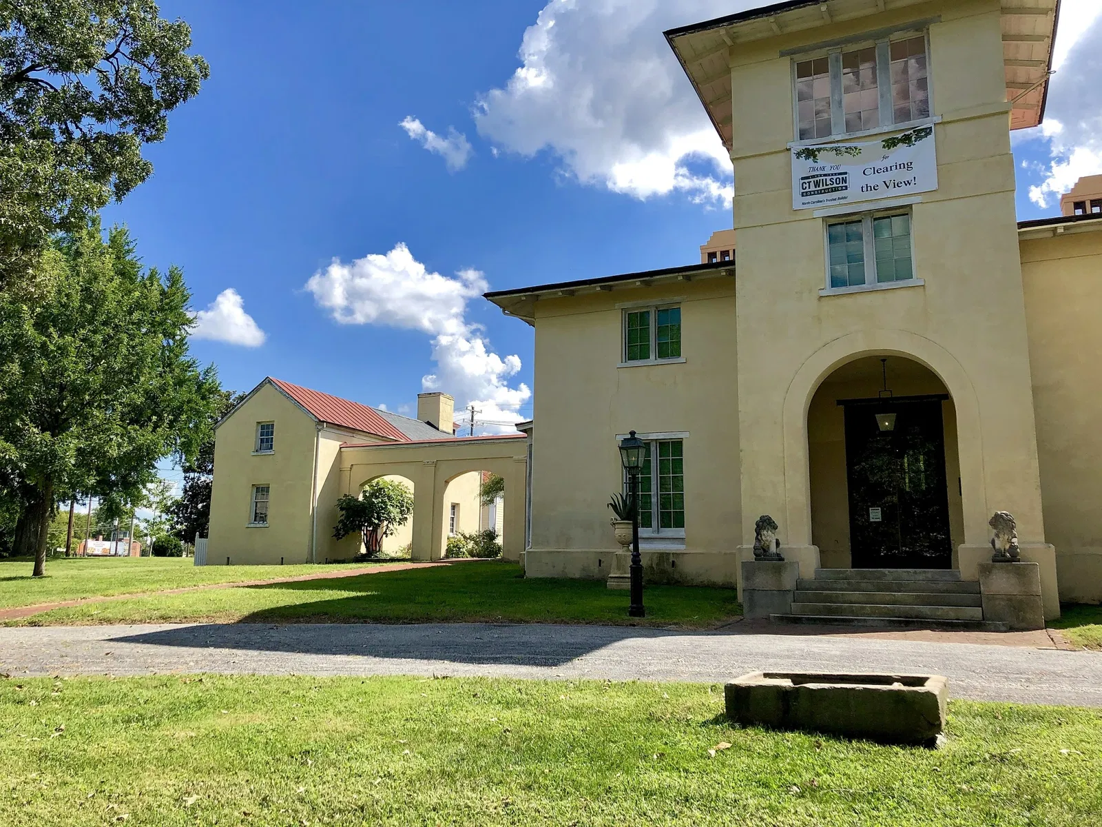 Blandwood Mansion and Gardens