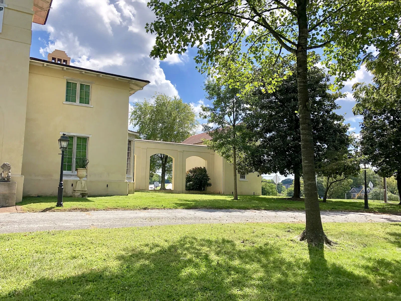 Blandwood Mansion and Gardens