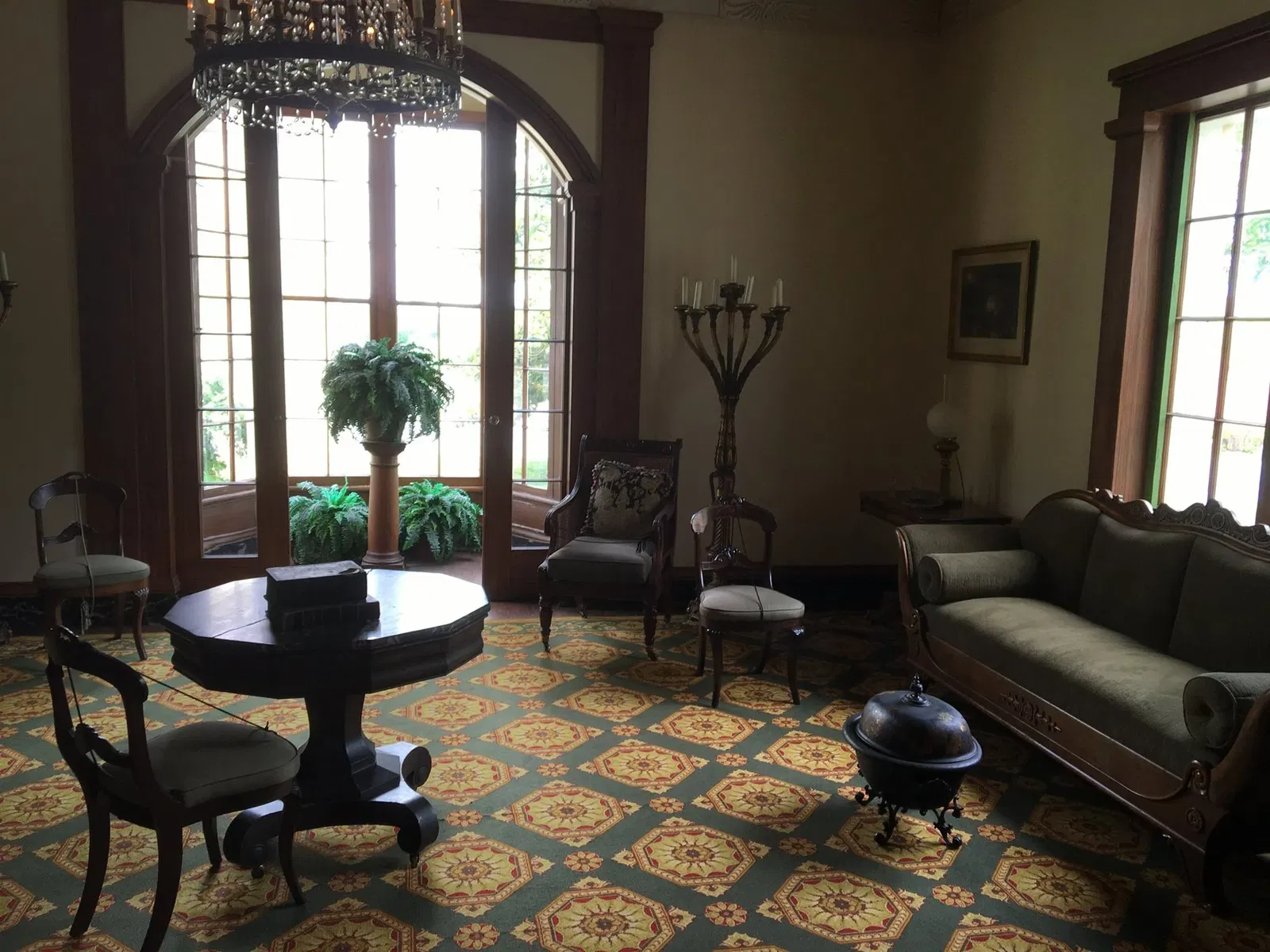 Blandwood Mansion and Gardens