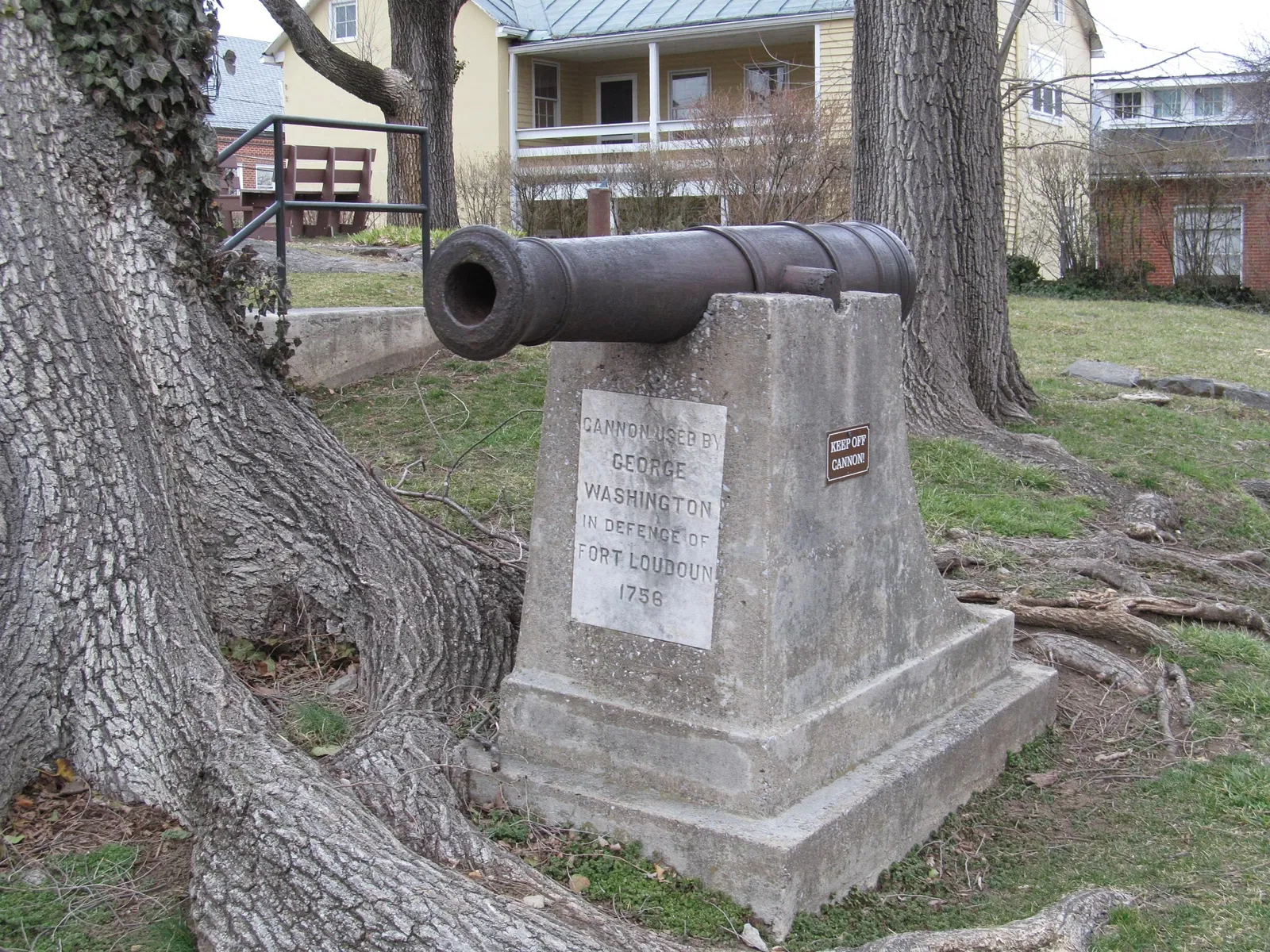 George Washington's Office Museum