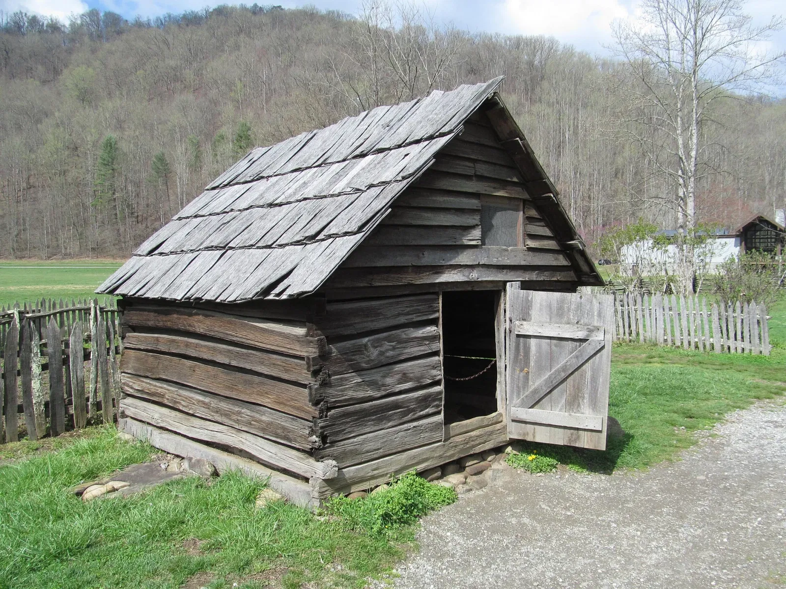 Mountain Farm Museum