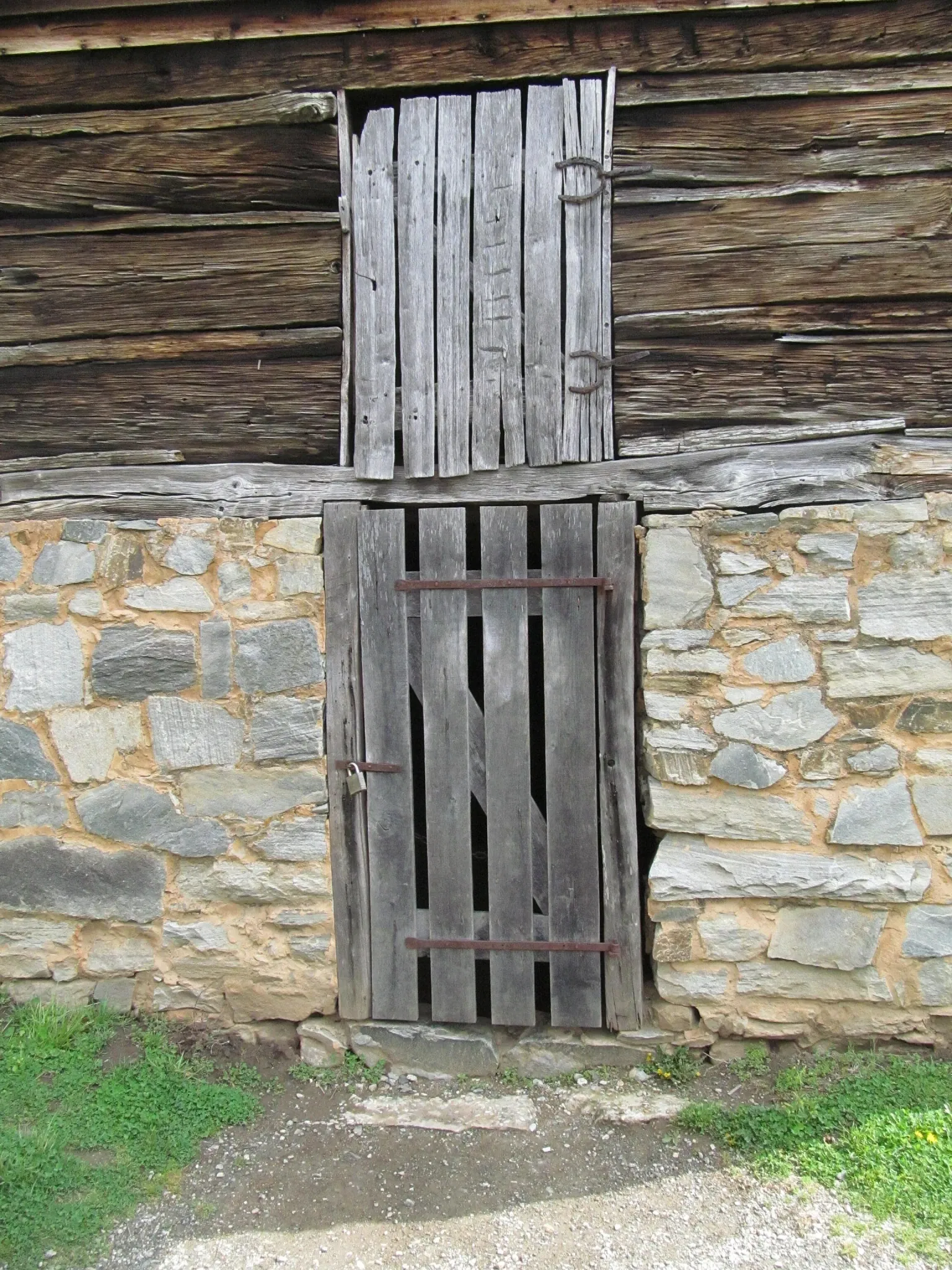 Mountain Farm Museum