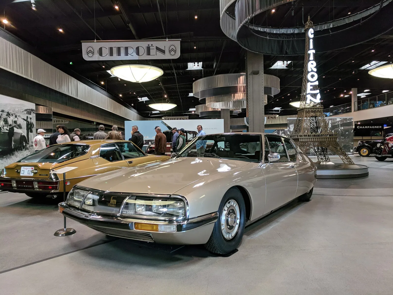 Mullin Automotive Museum