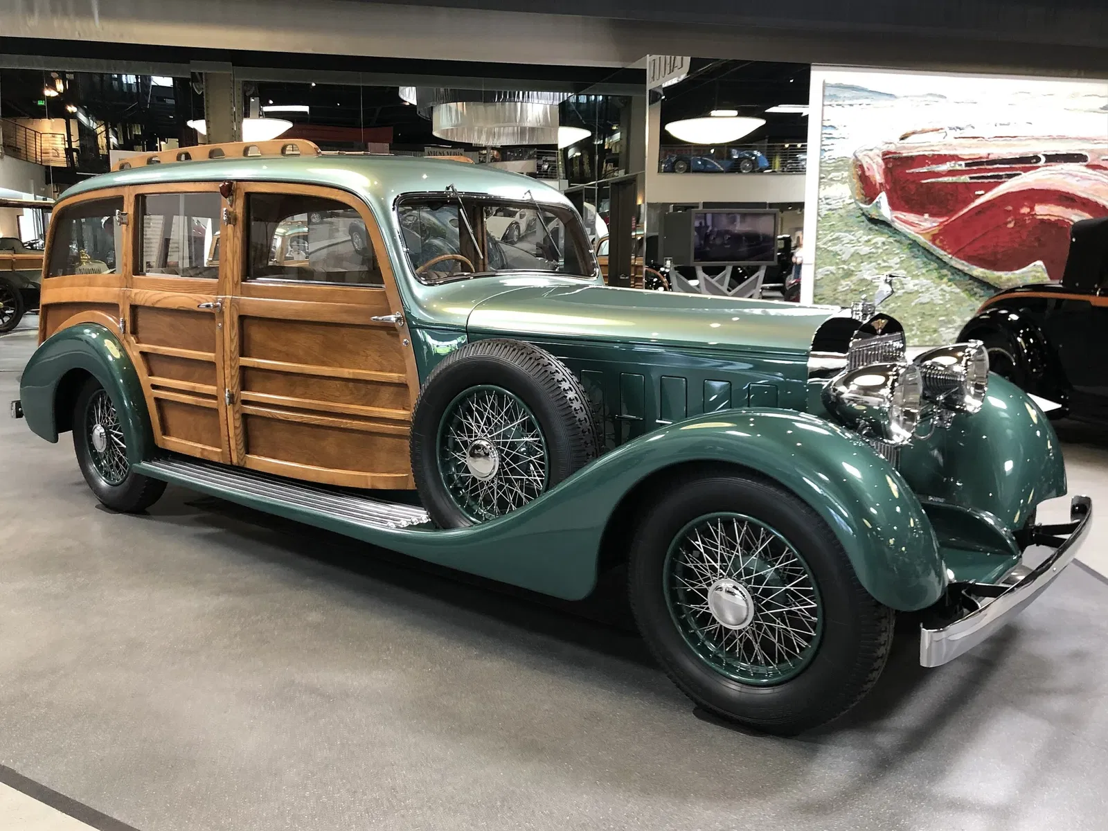 Mullin Automotive Museum