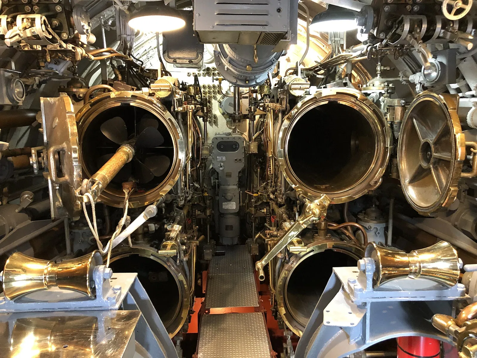 Uss Bowfin Submarine Museum