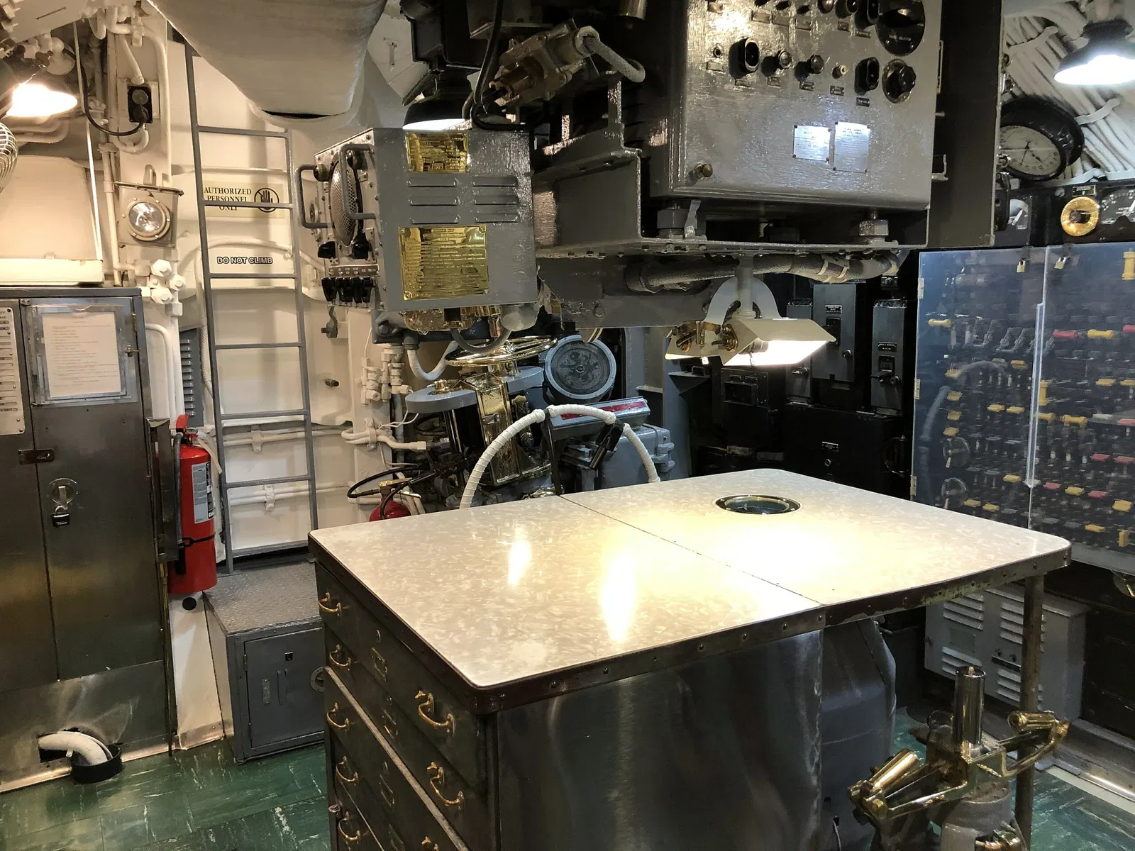 Uss Bowfin Submarine Museum