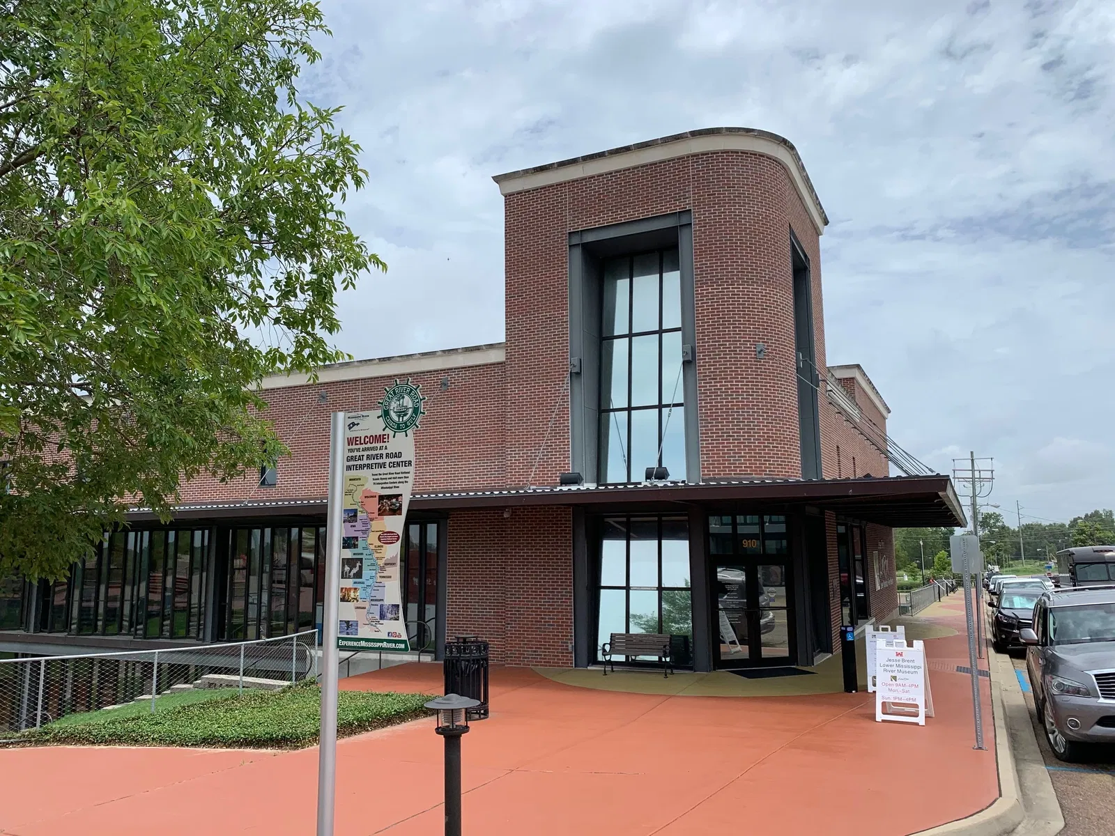 Lower Mississippi River Museum
