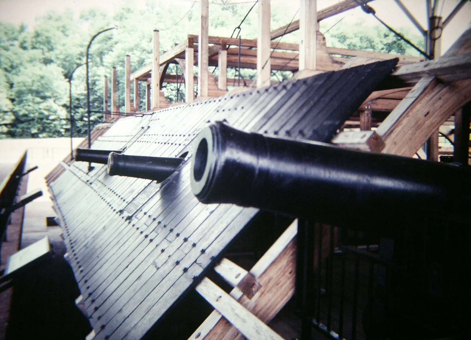 USS  Cairo