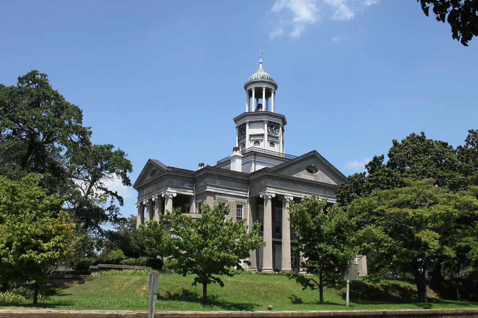 Old Court House Museum