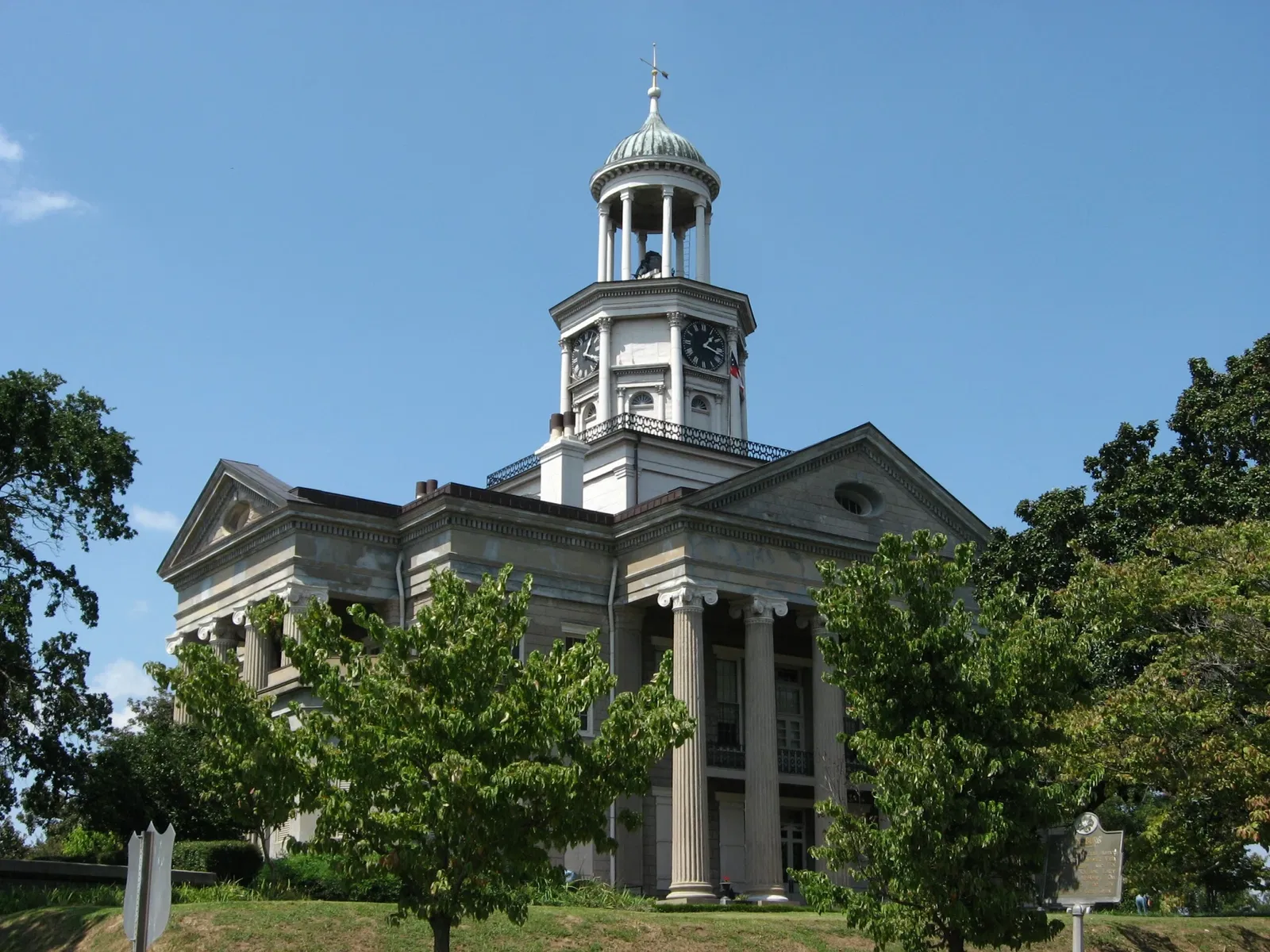 Old Court House Museum