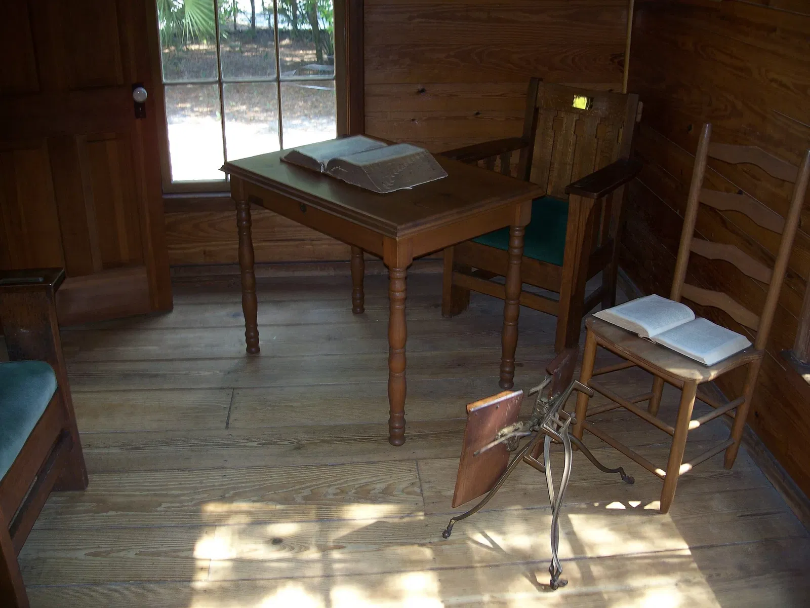 Manatee Village Historical Park