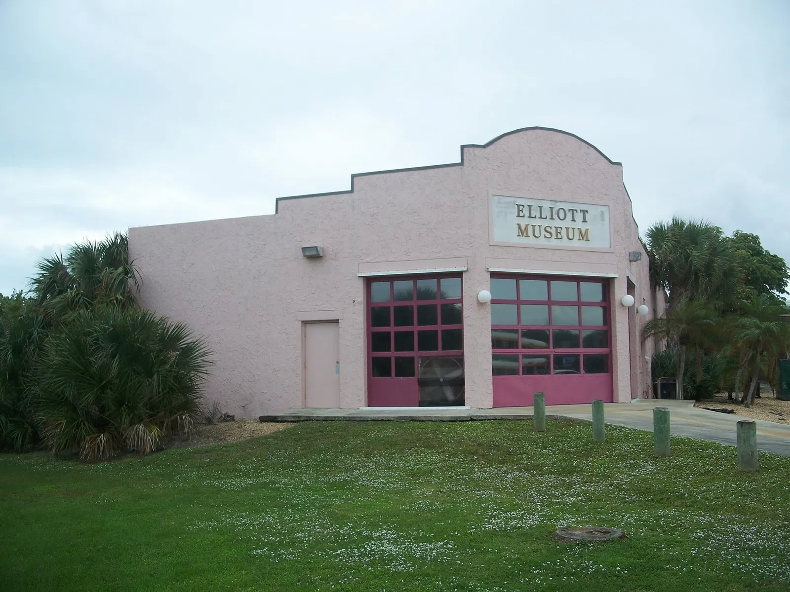 Elliot Museum