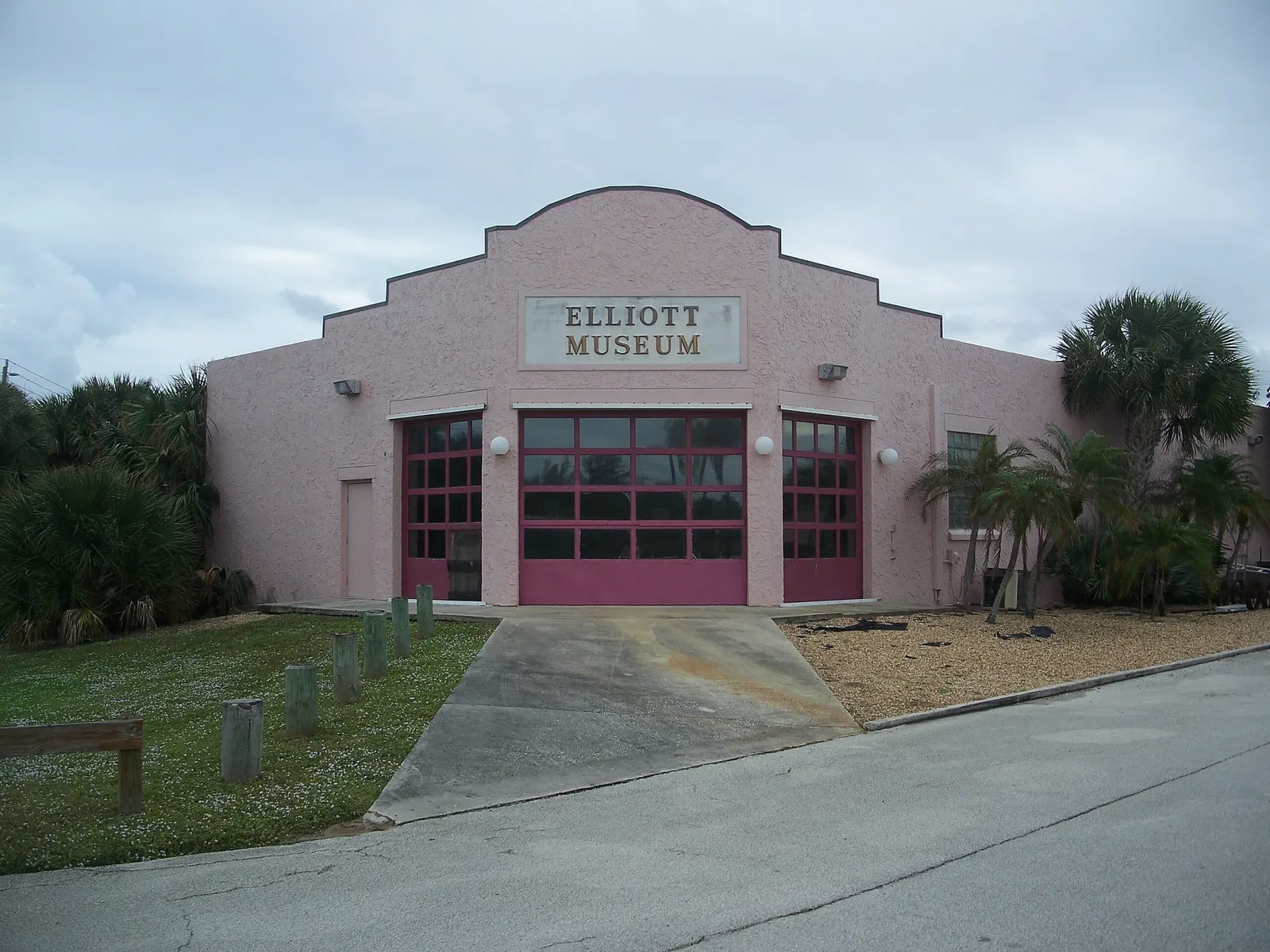 Elliot Museum
