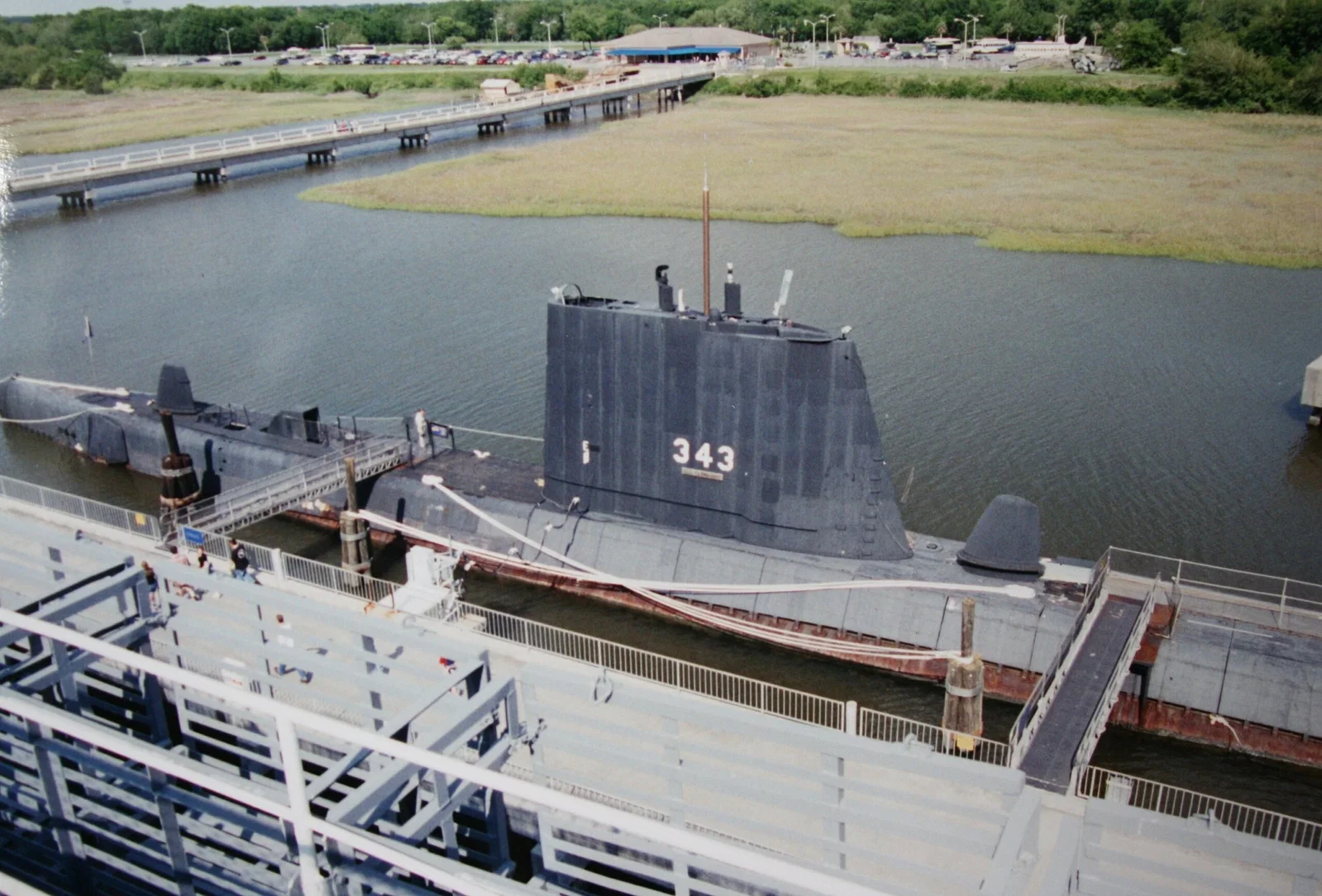 USS  Clamagore  (SS-343)
