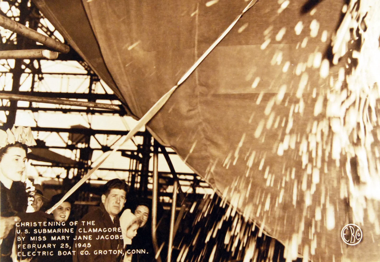 USS  Clamagore  (SS-343)
